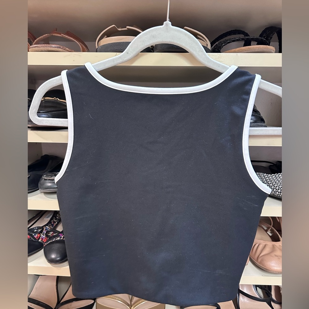 Black Sleeveless Women's/YPB BRA/TANK